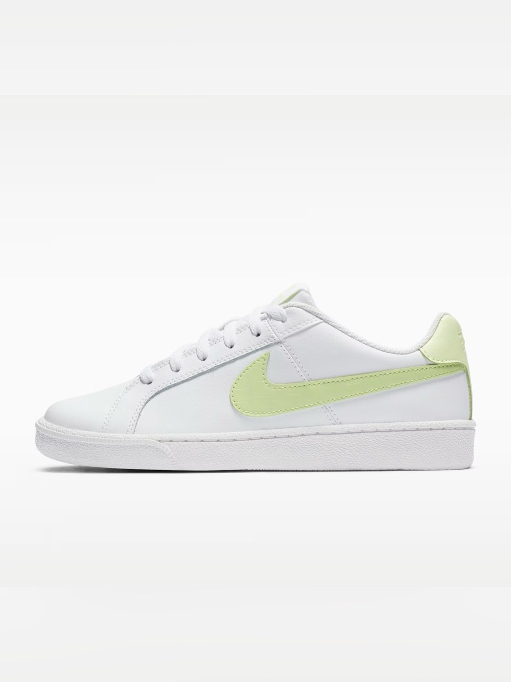 Nike Court Royale
